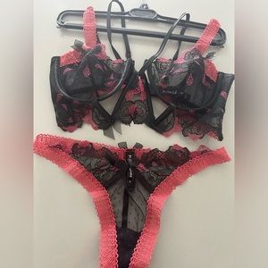For Love and Lemons Bra and Panty Set NWOT Bra 32DD Panty S
